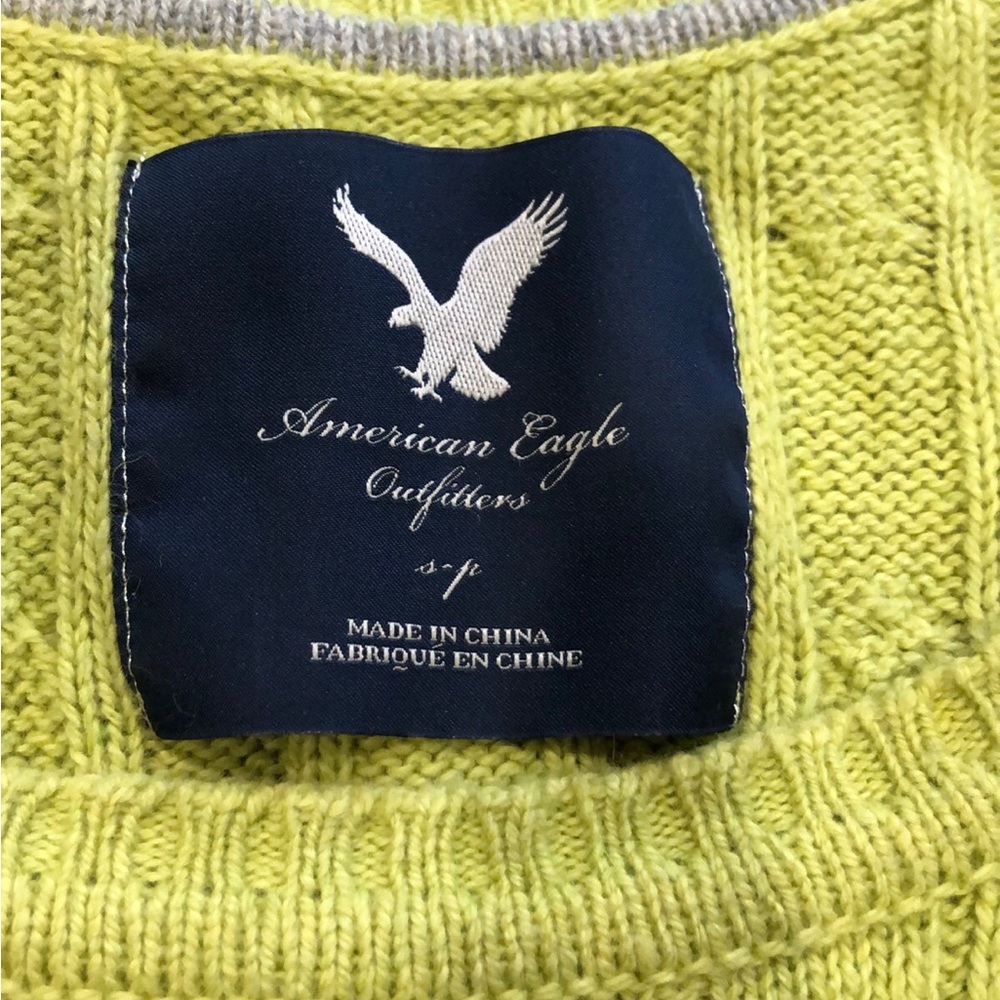 American Eagle sweater - Picture 2 of 2
